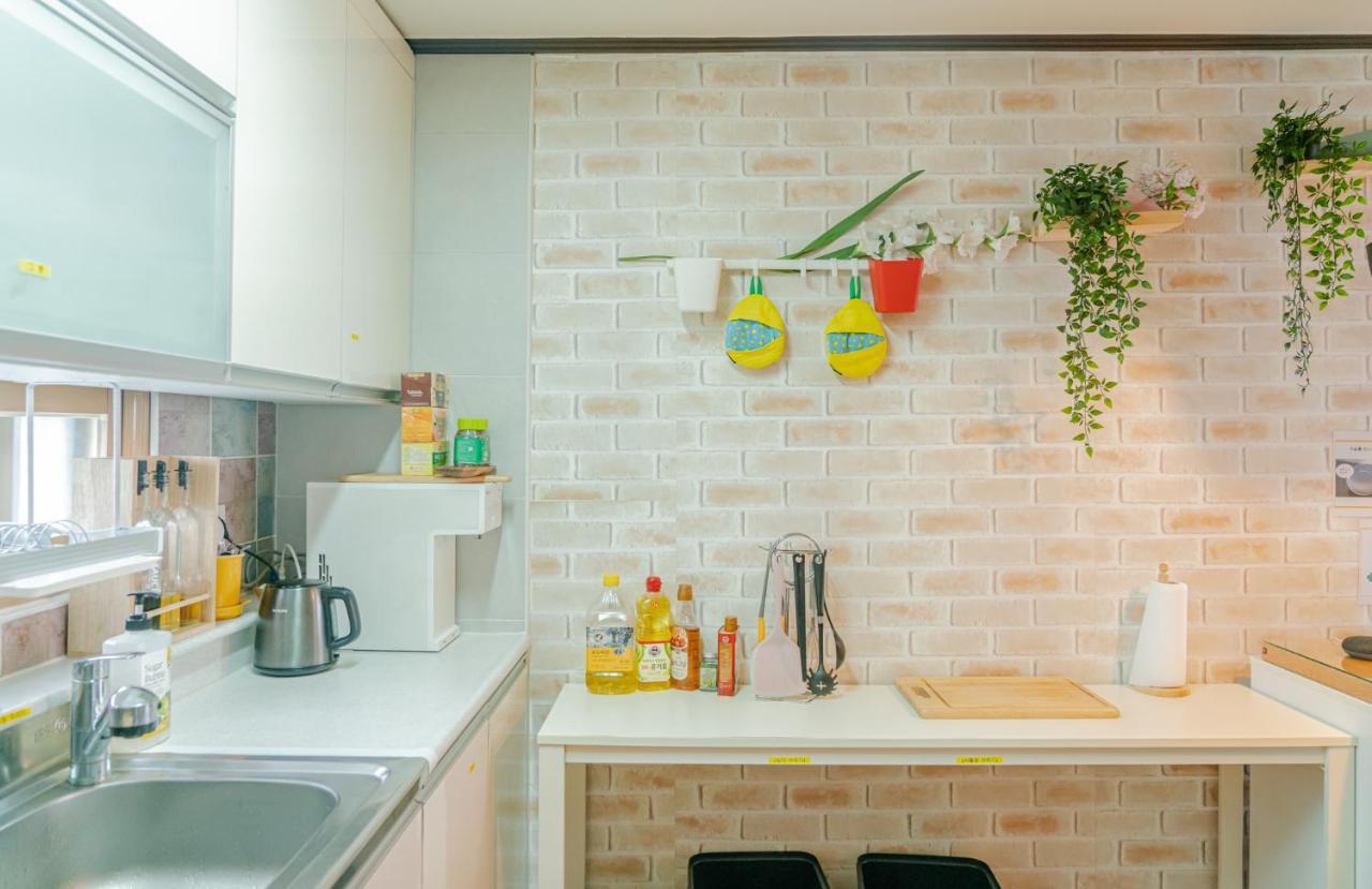 For Family Group, 4Min To Seoul Station Apartamento Exterior foto