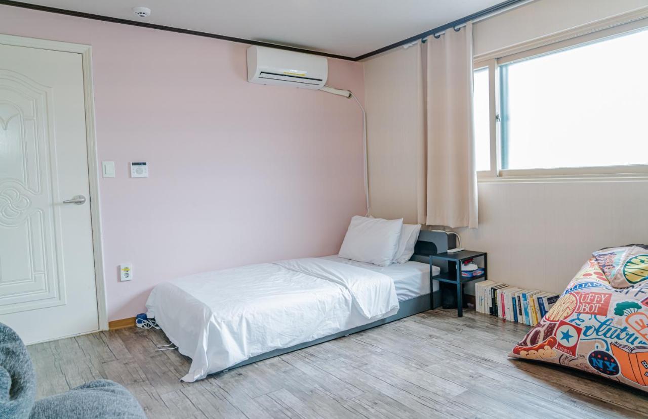 For Family Group, 4Min To Seoul Station Apartamento Exterior foto