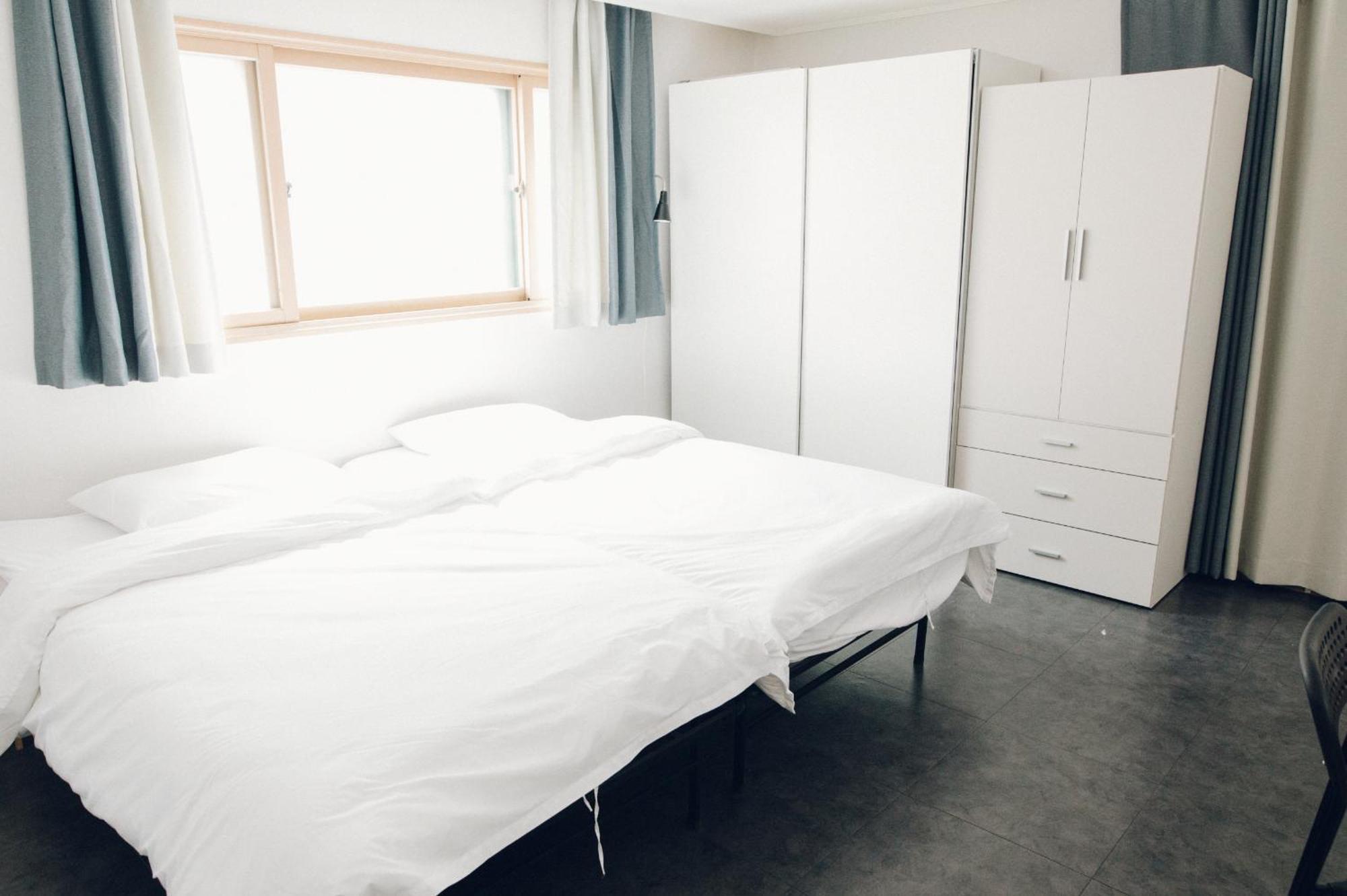For Family Group, 4Min To Seoul Station Apartamento Exterior foto