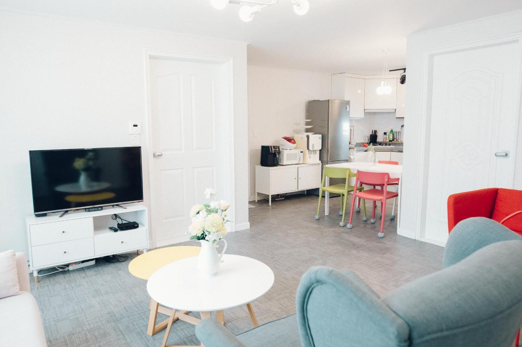 For Family Group, 4Min To Seoul Station Apartamento Exterior foto